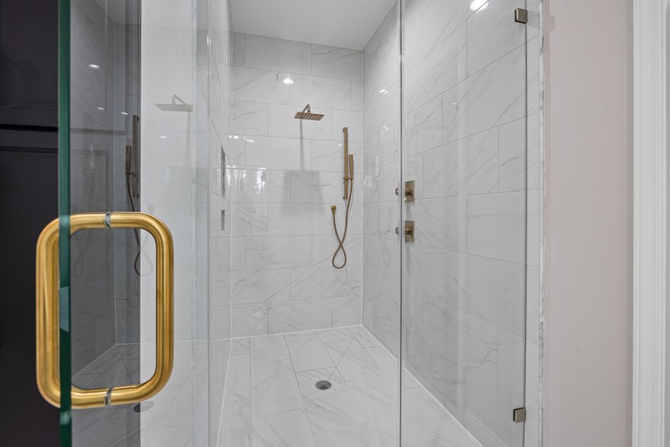 tub-to-shower-conversion-orange-county-bathroom.jpg