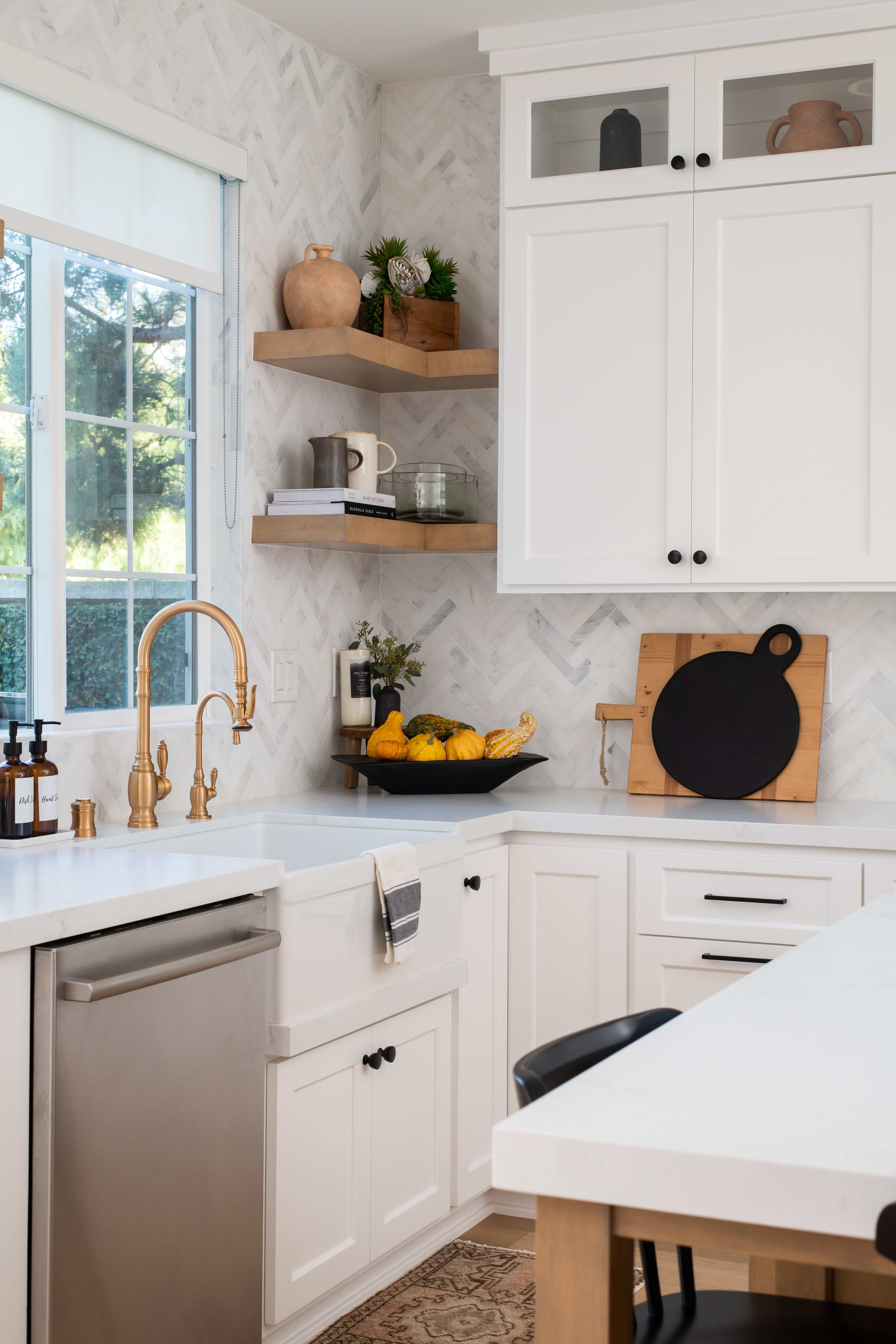 Ladera Ranch South - Hood Detail