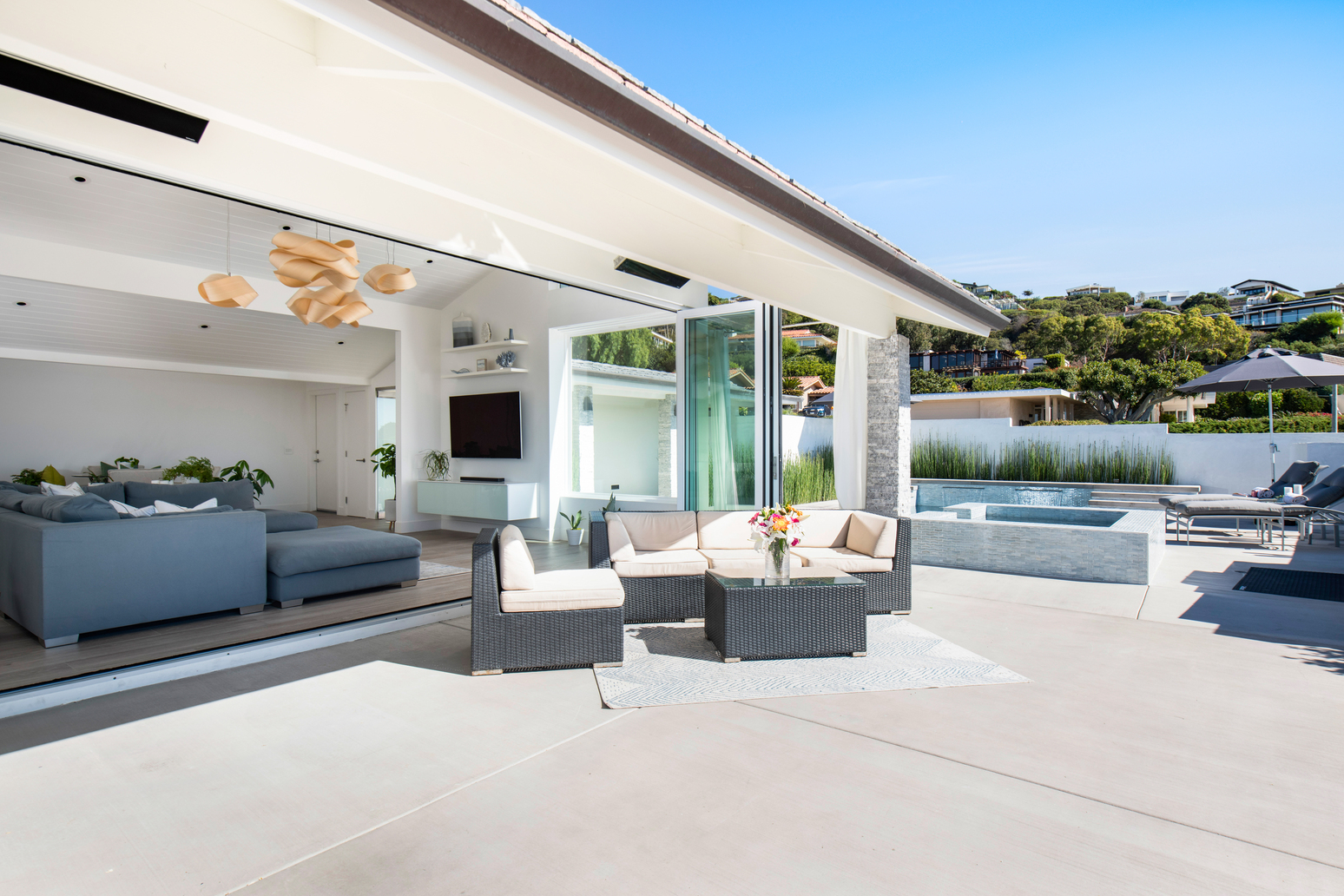 Monarch Bay Terrace - Detail