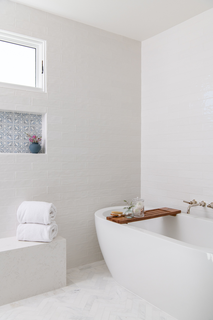 Montemar - Bathroom Feature