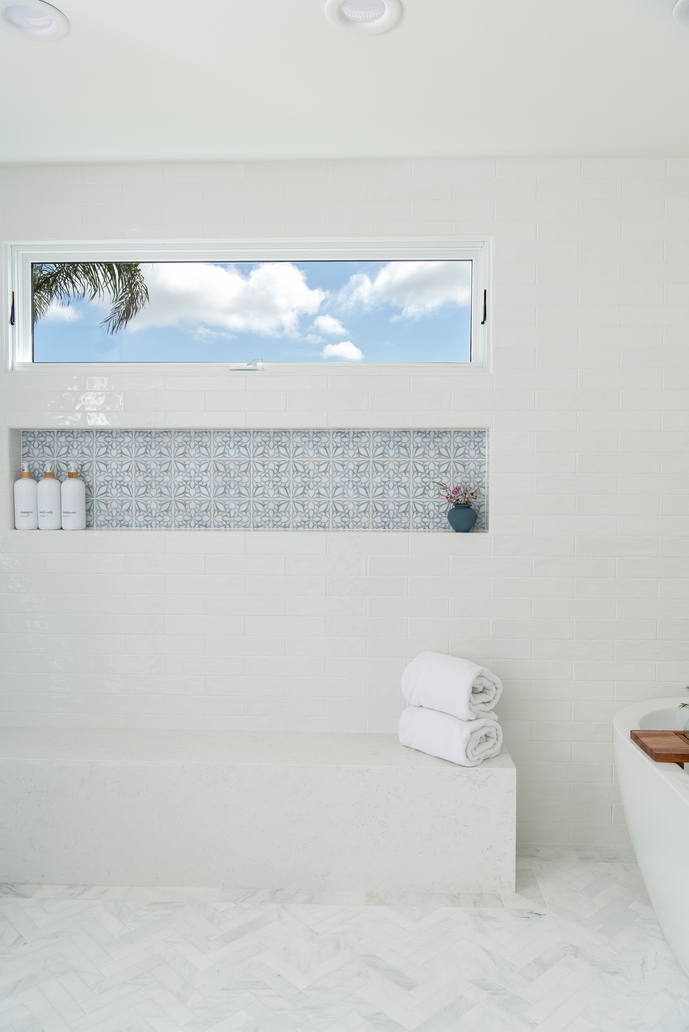 Montemar - Vanity Detail