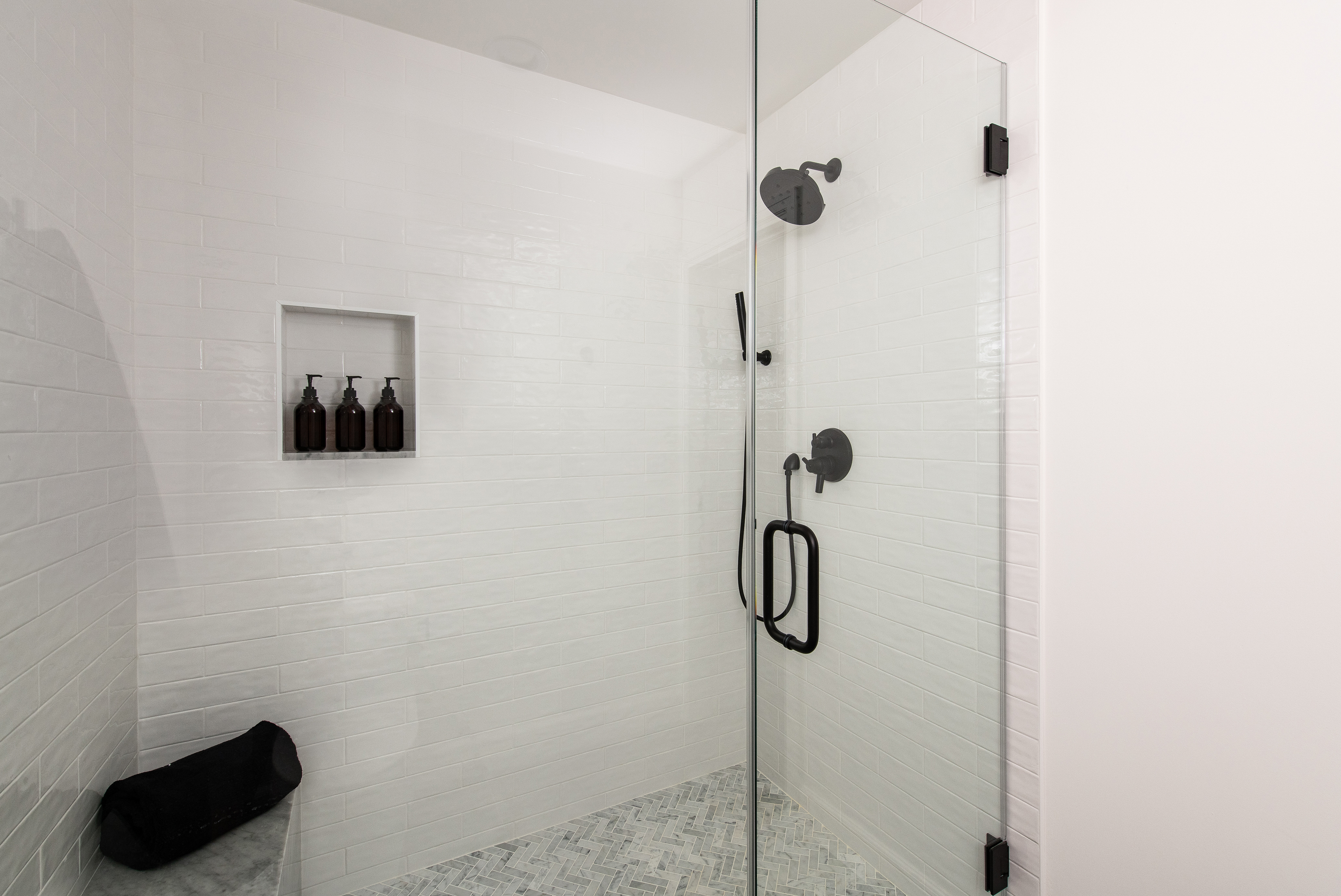 Via De Cerro - Feature 23